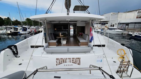 Image of Stairway To Heaven yacht #3