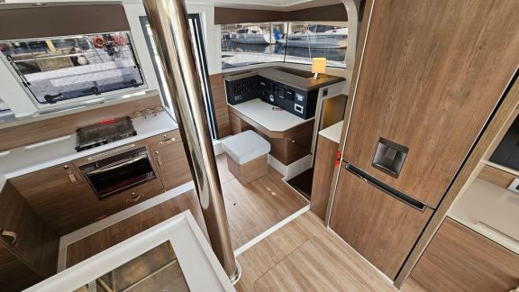 Image of Stairway To Heaven yacht #28