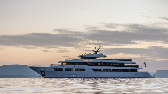 Image of Black Swan yacht #2