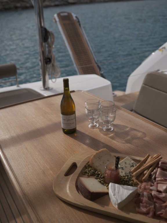 Image of Victoria yacht #18