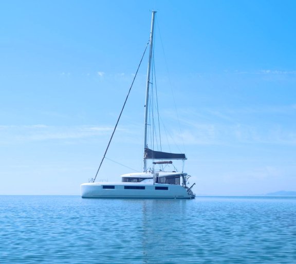 Image of Victoria yacht #3