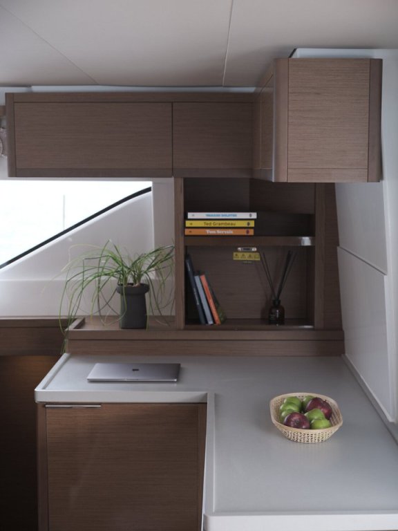 Image of Victoria yacht #24