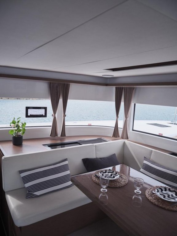 Image of Victoria yacht #29