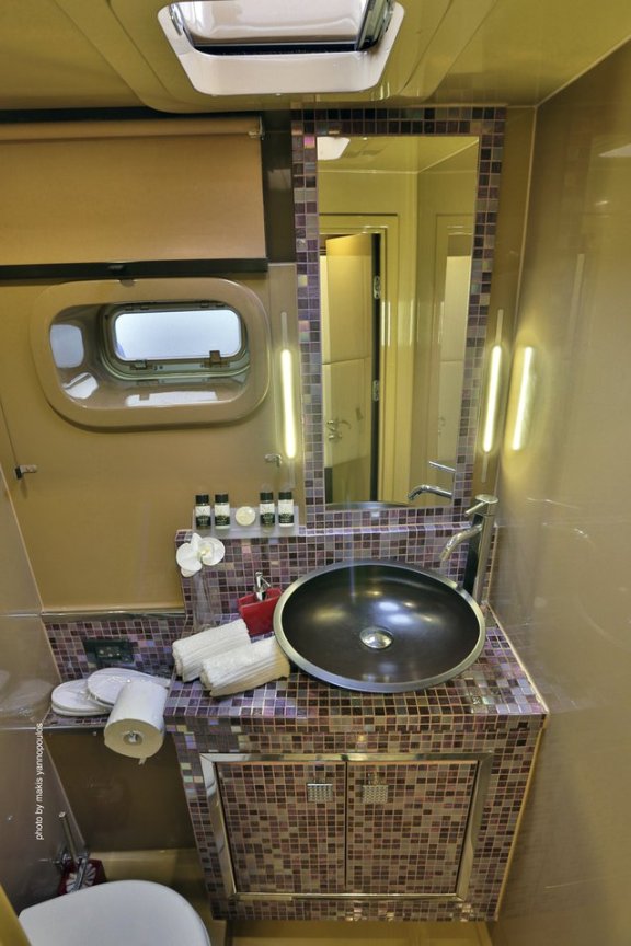 Image of Anassa yacht #38