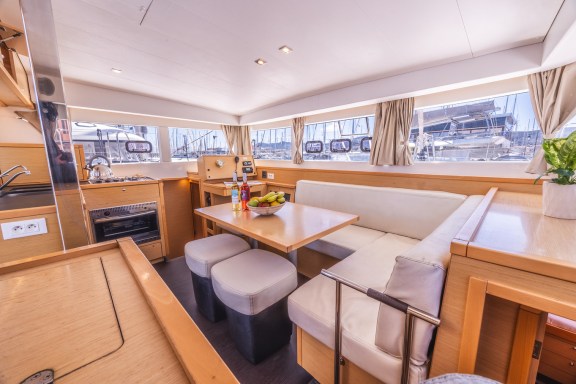 Image of Deep Blue yacht #12