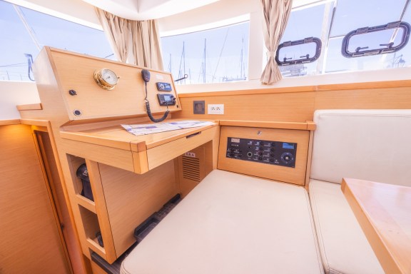 Image of Deep Blue yacht #14