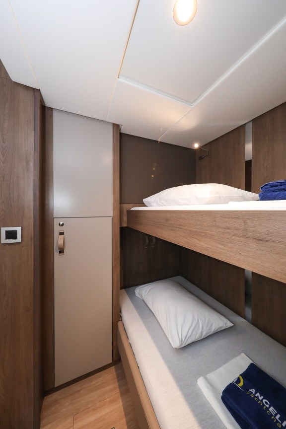 Image of Carpe Diem yacht #29