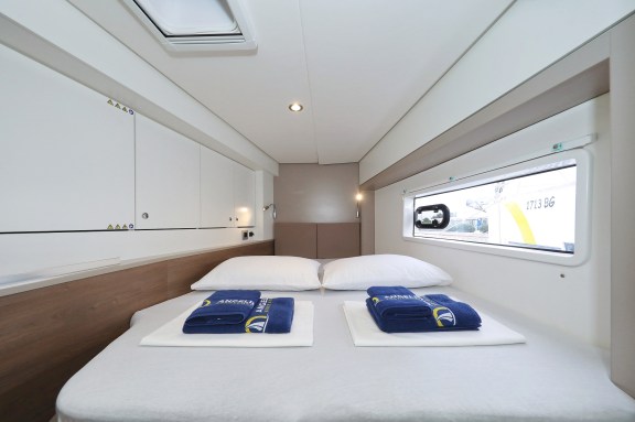 Image of Sunlight yacht #25