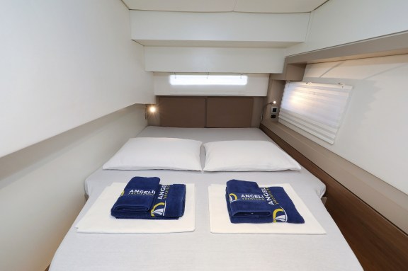 Image of Sunlight yacht #28