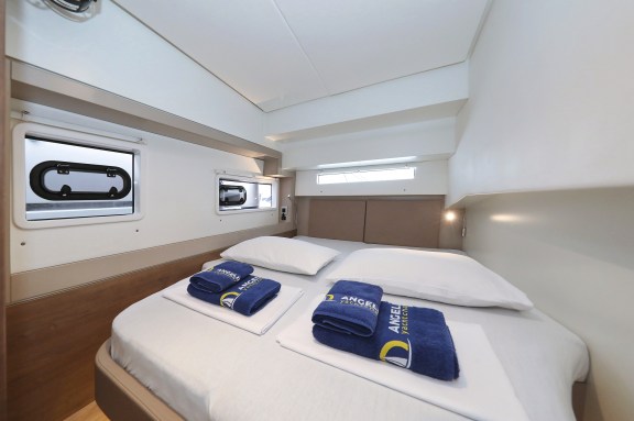 Image of Sunlight yacht #29