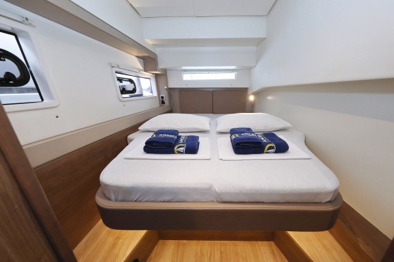 Image of Sunlight yacht #31