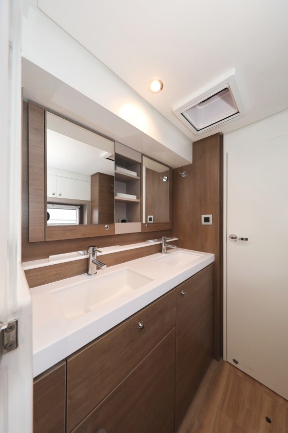 Image of Sunlight yacht #35