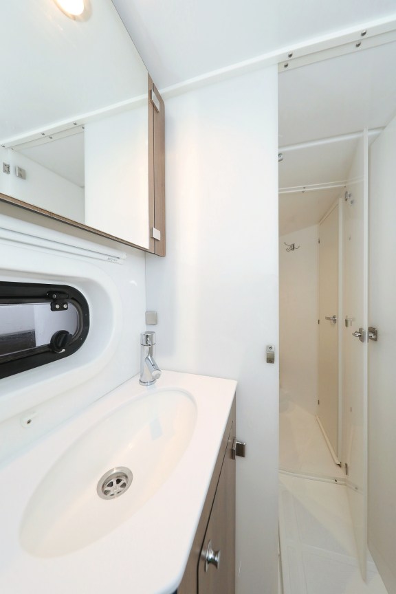 Image of Sunlight yacht #40