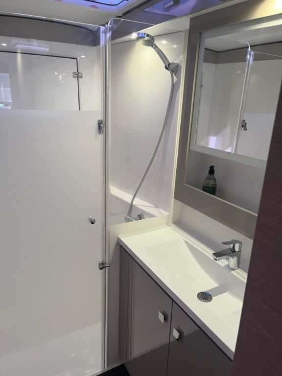 Image of Scarlet Ibis yacht #13