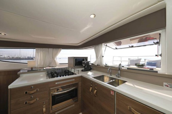 Image of Beau Loup yacht #8