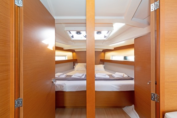 Image of JOLLY ROGER yacht #3