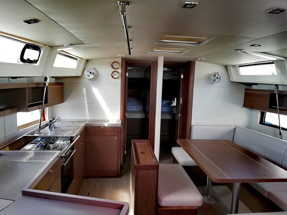 Image of Bar Bar yacht #13