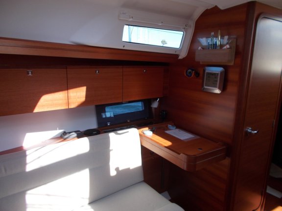 Image of Moonsail yacht #8