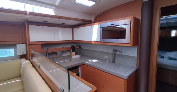 Image of Asperula yacht #17