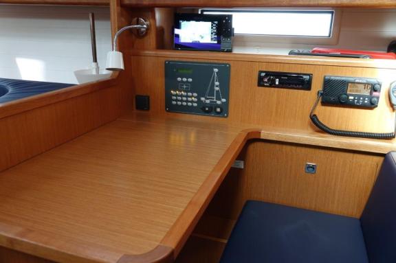 Image of Oberon yacht #8