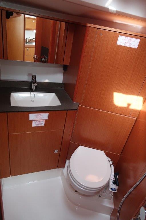 Image of Oberon yacht #12