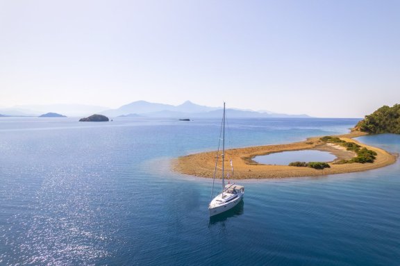 Image of Jenga yacht #9