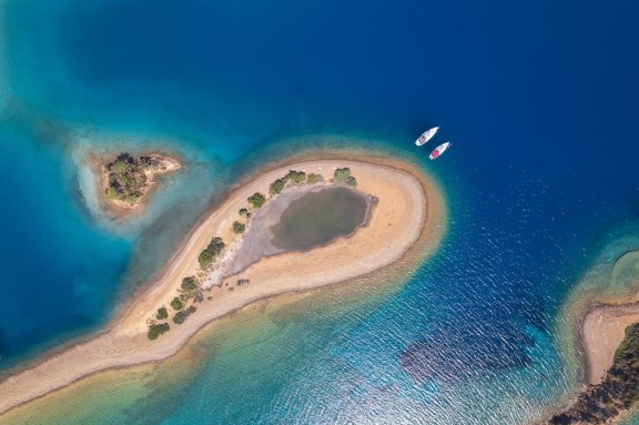 Image of Jenga yacht #10