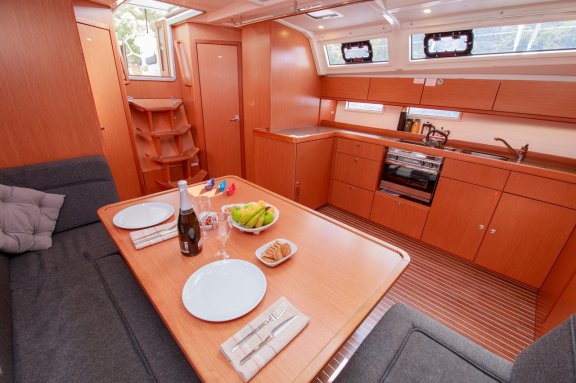 Image of Jenga yacht #19