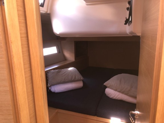 Image of Gryffindor yacht #18