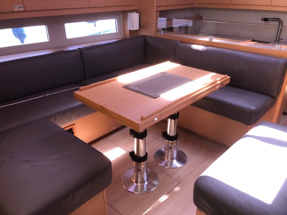 Image of Gryffindor yacht #12