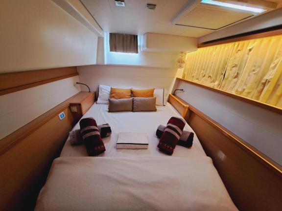 Image of Lluna yacht #18