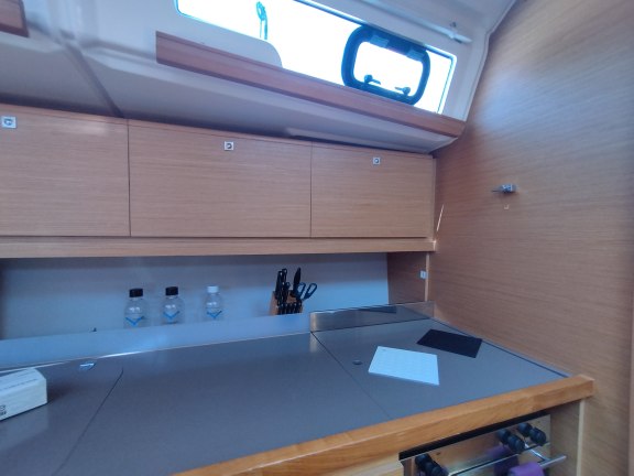 Image of Pixie yacht #11