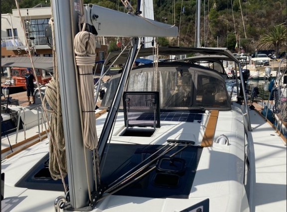 Image of Newt yacht #8