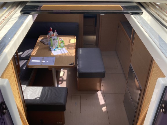 Image of Newt yacht #11