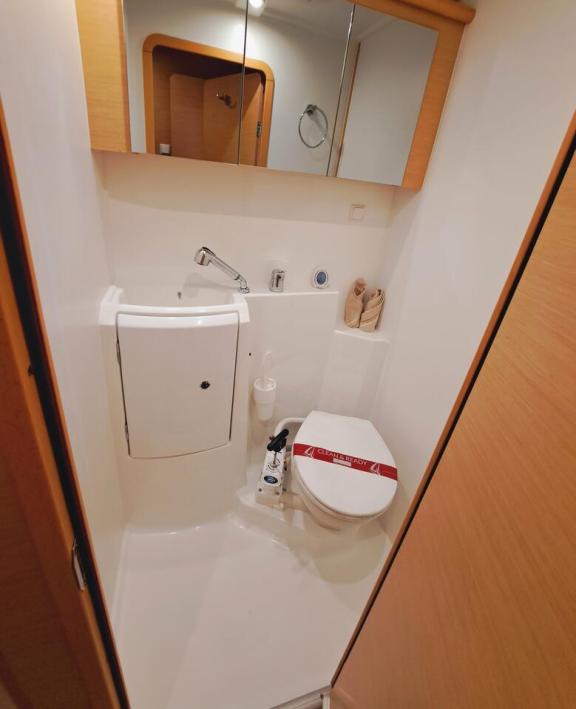 Image of The Mob yacht #17