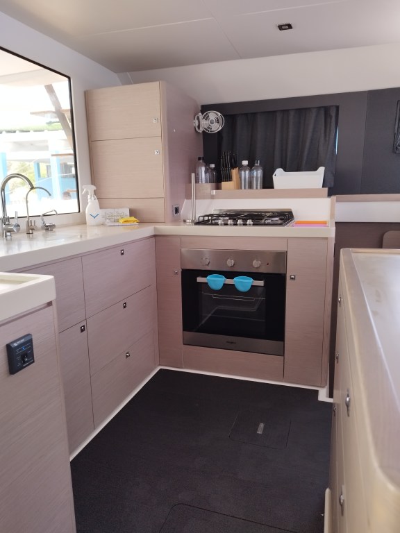 Image of Delphinus yacht #14