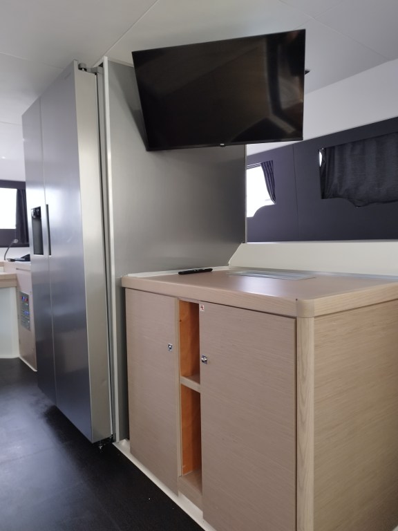 Image of Delphinus yacht #18