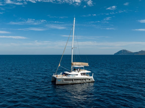 Image of Grampus yacht #10