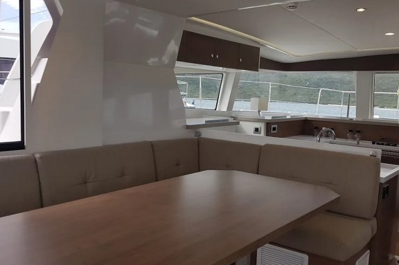 Image of Ziphius yacht #16