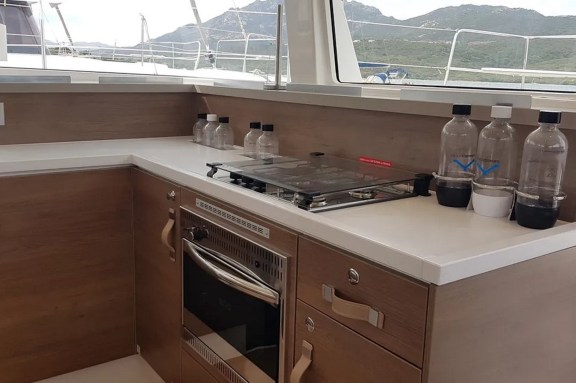 Image of Ziphius yacht #19