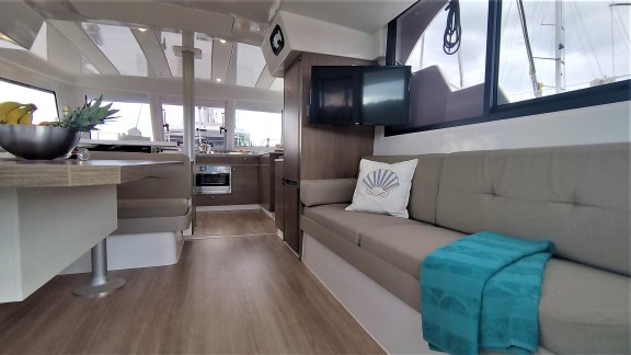 Image of Tursiops yacht #18