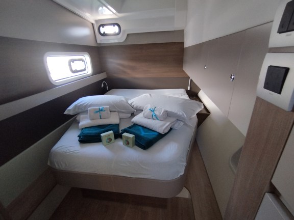 Image of Tursiops yacht #26