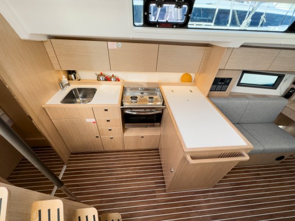 Image of Arinna yacht #20