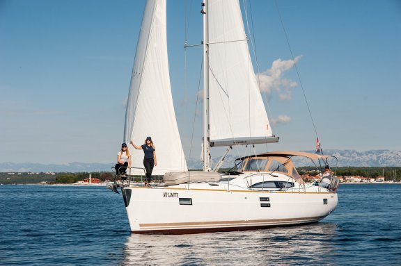 Image of No Limits yacht #4