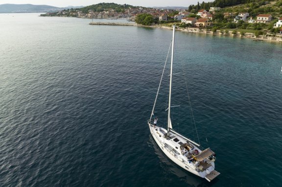 Image of No Limits yacht #17