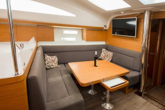 Image of No Limits yacht #27