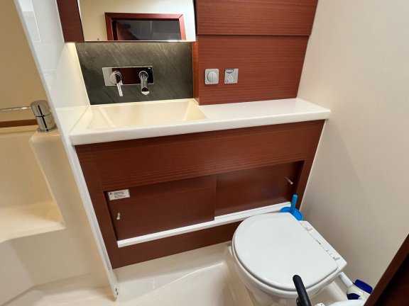 Image of Bellatrix yacht #12