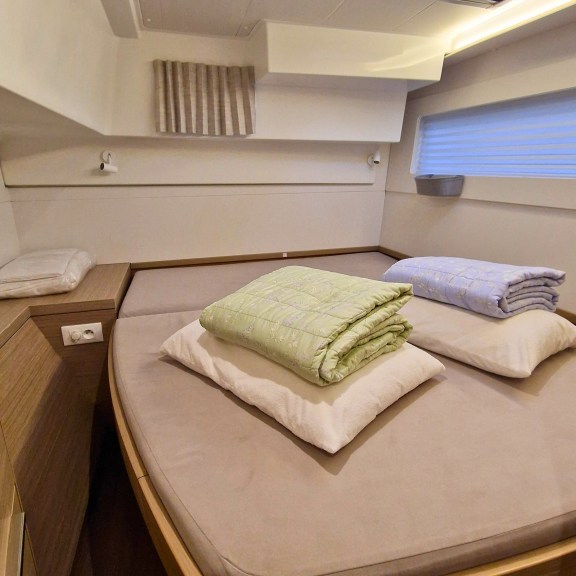 Image of Ioli II yacht #10