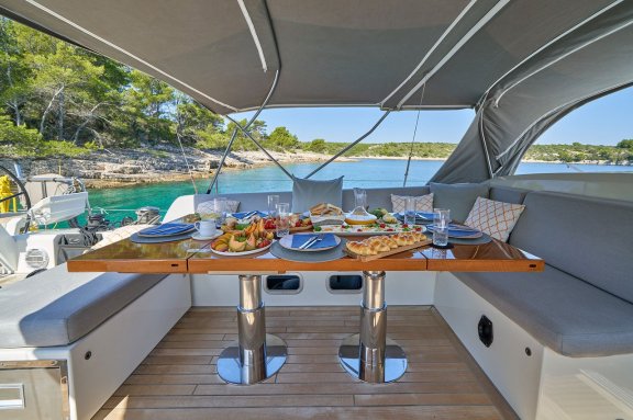 Image of Aenea yacht #13