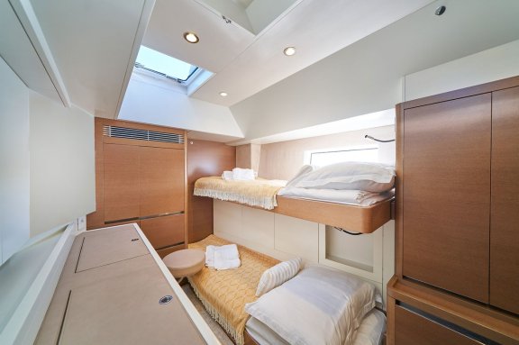 Image of Aenea yacht #20